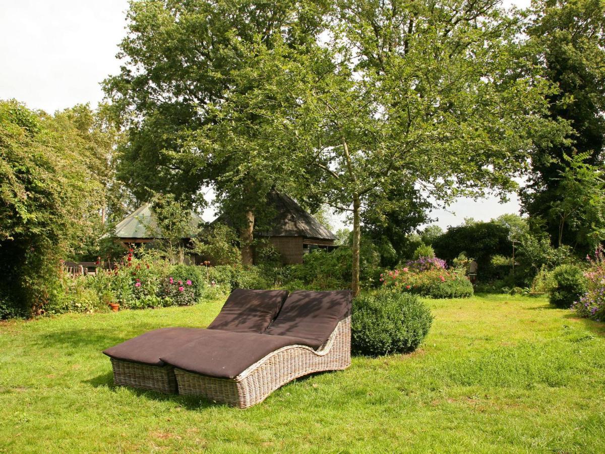 Quietly Located Farmhouse With Sauna And Hot Tub Balkbrug Exterior photo