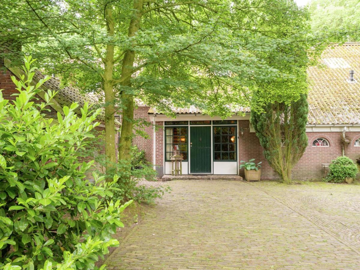 Quietly Located Farmhouse With Sauna And Hot Tub Balkbrug Exterior photo